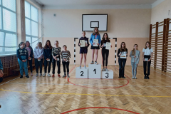 Uczniowie nagrodzeni w biegu Tropem Wilczym 2022