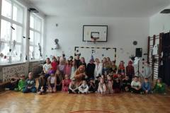 Uczniowie-podczas-zabawy-andrzejkowej