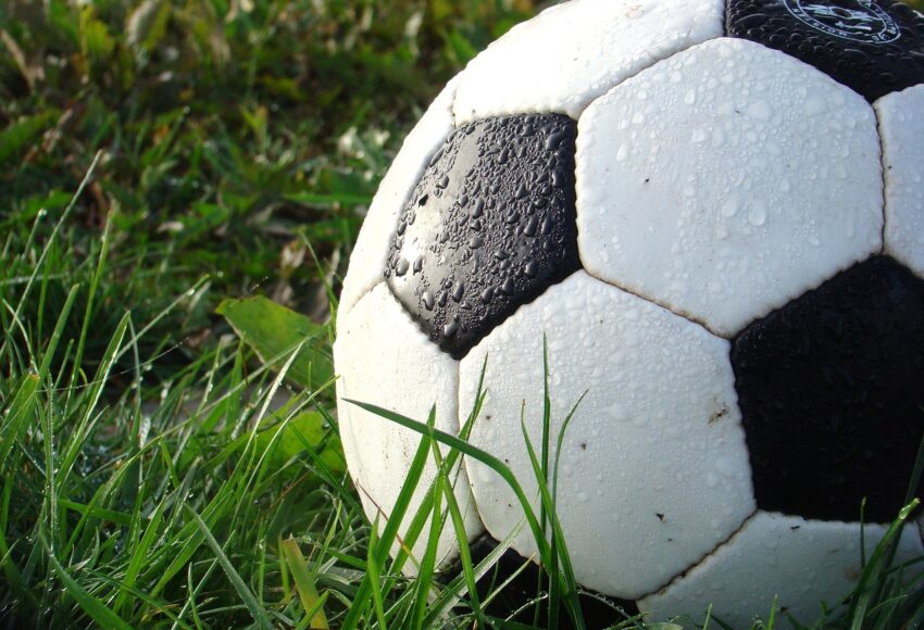 soccer 490669 1280