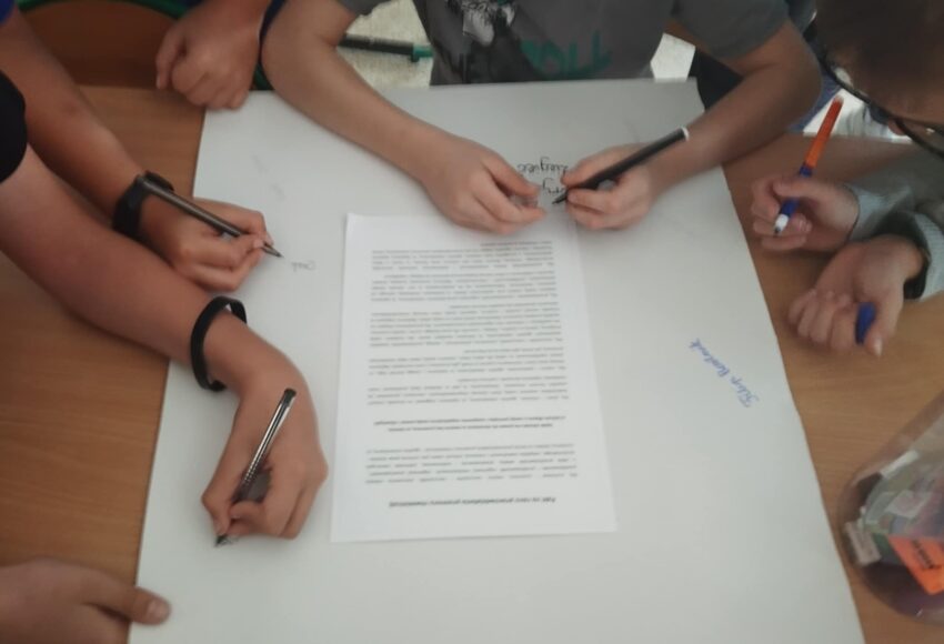 Uczniowie podczas Tygodnia Przeciwdziałania Przemocy Rówieśniczej